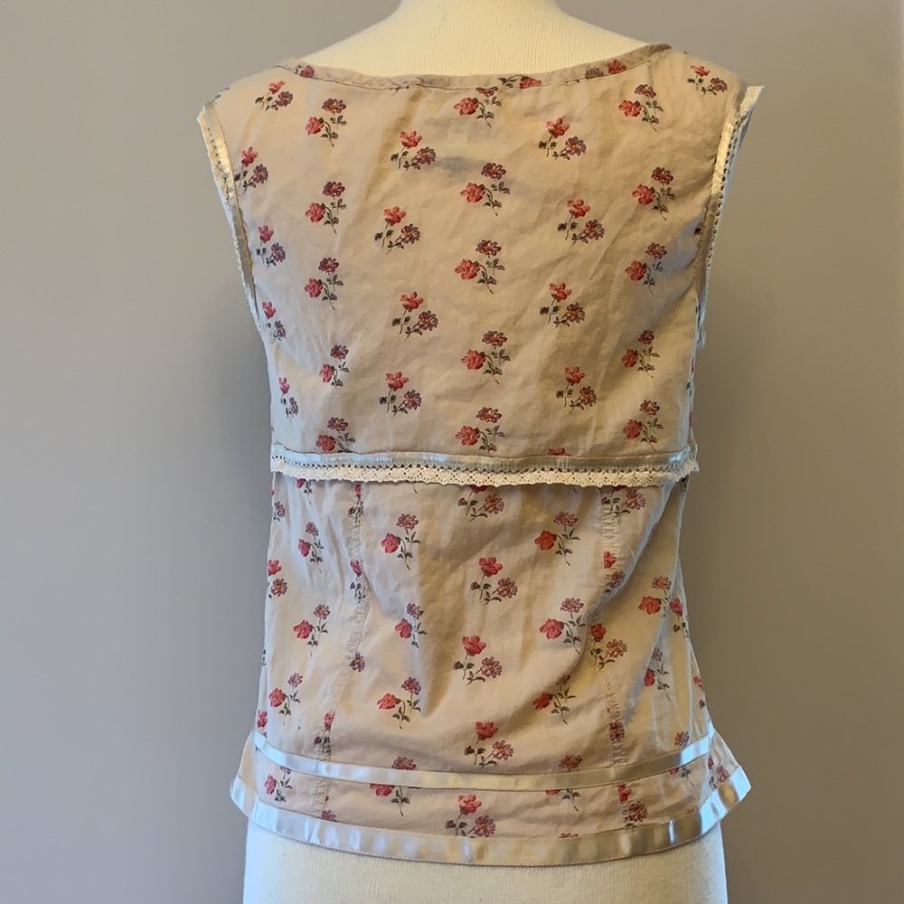 Old Navy Floral Sleeveless Top - Cream and Red - Picture 4 of 8